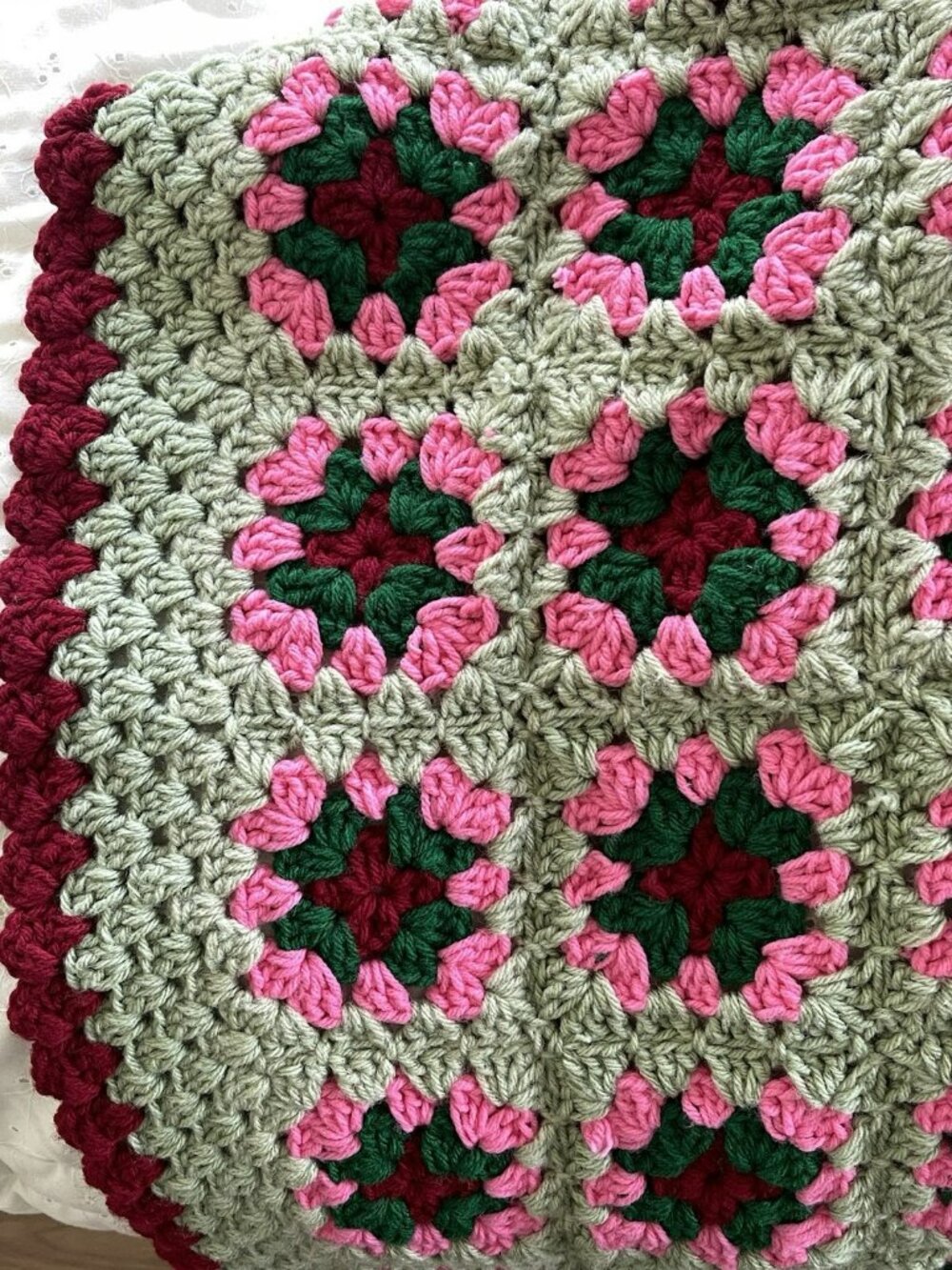 Granny Square 80 X 60 Crocheted Knitted Afghan Couch Pink Red Green Stunning